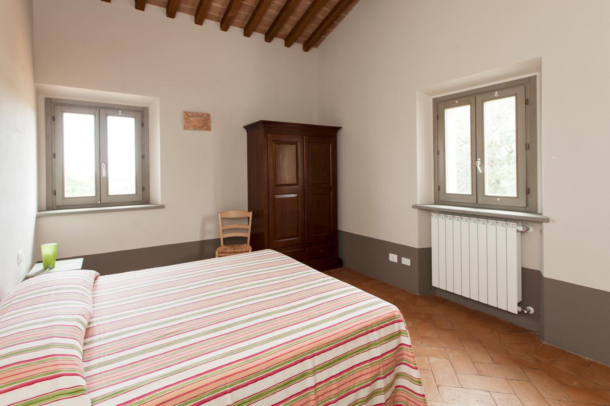 Agriturismo Bio Podere Doganelle Giuncarico Екстер'єр фото